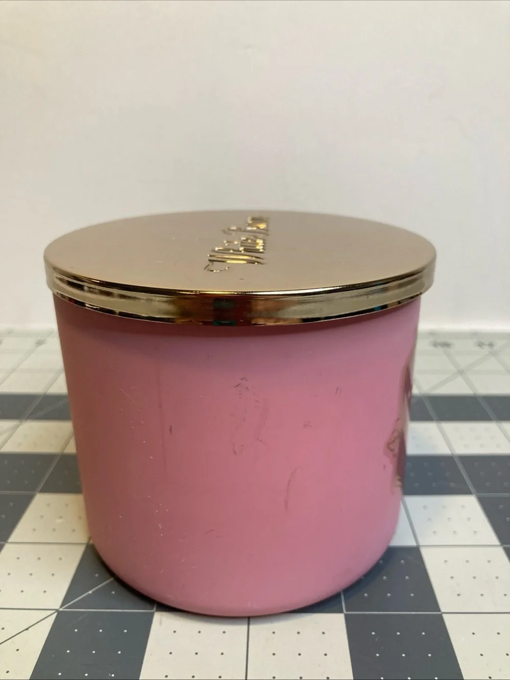 Bath & Body Works white barn